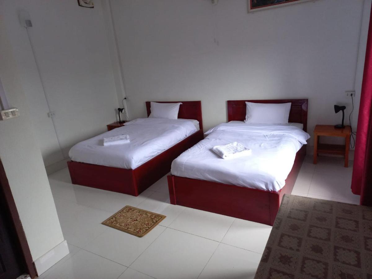 Sipanya Guesthouse Muang Phônsavan Eksteriør bilde